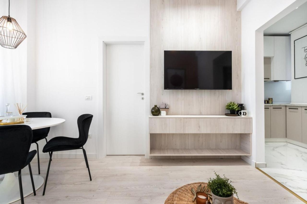 Victoria Charm Apartment บูคาเรสต์ ภายนอก รูปภาพ