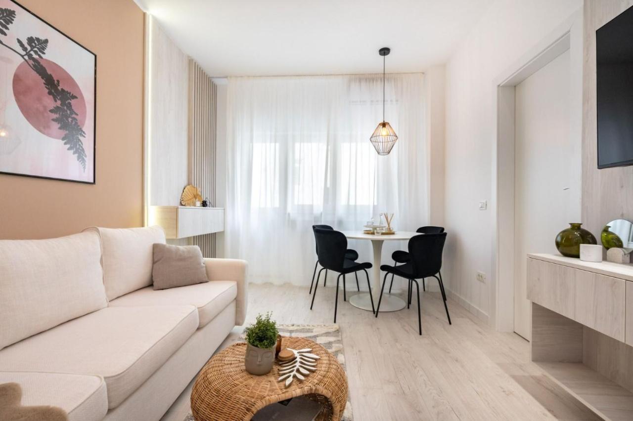 Victoria Charm Apartment บูคาเรสต์ ภายนอก รูปภาพ