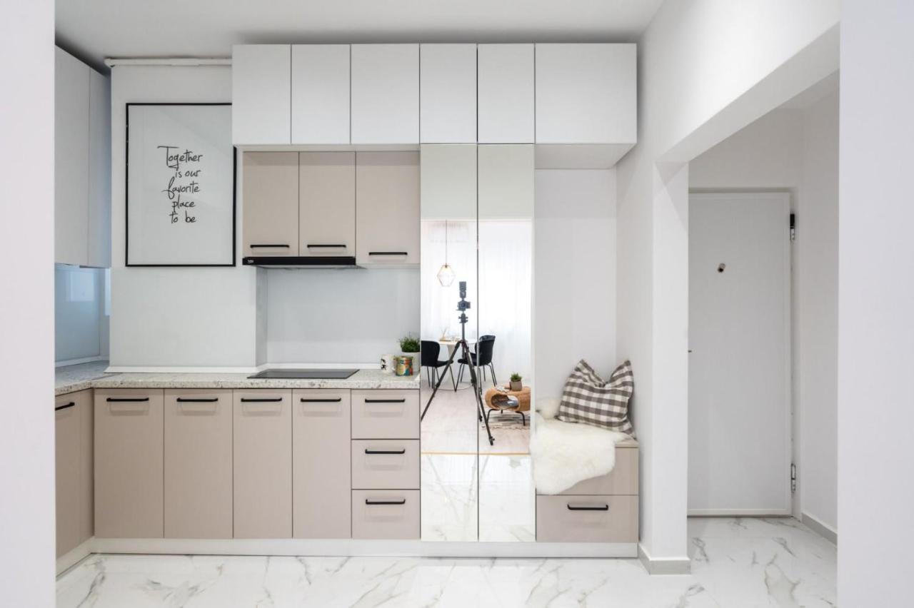 Victoria Charm Apartment บูคาเรสต์ ภายนอก รูปภาพ